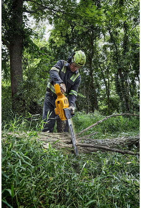 Аккумуляторная цепная пила DeWALT DCMCS575N 54В, шина 50 см, бесщеточная, без АКБ Киев - изображение 8