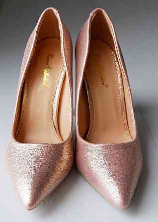 Comer Туфлі жіночі COMER шампань еко-шкіра каблук 11см розміри 36-38 (2715) Коломия