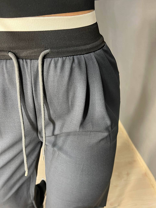 Брюки жіночі A-N 25110 палаццо широкі висока талія на резинці зі шнурком графіт, графіт, M Київ - фото 17