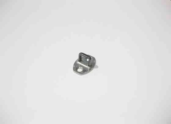 VAG  3B0837033T Петля - вуха замка дверей VW Bora Jetta Lupo Polo Audi A6 TT RS6 Одесса