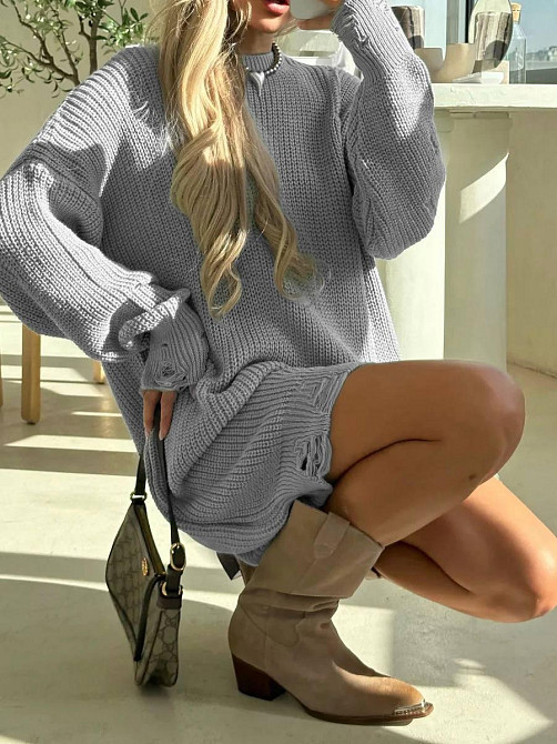 Женское уютное теплое платье свободного силуэта с рваным эффектом машинная вязка Серый Одесса - изображение 4