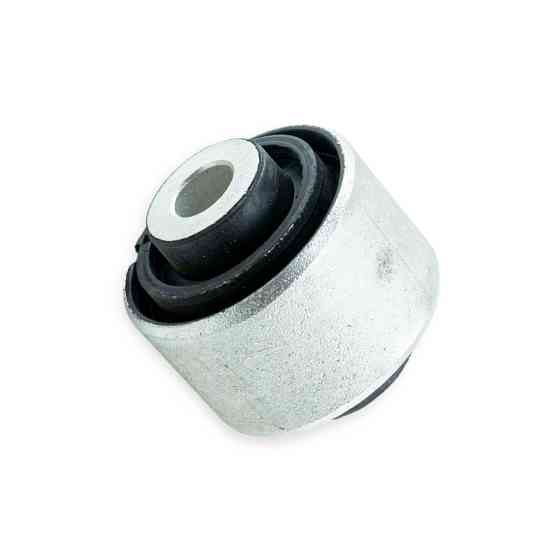 Сайлентблок заднього Бмв 5 (E39) задній верхній внутрішній важіль Мукачево