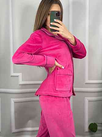 Костюм з плюшевого велюру на ґудзиках із двома кишенями Малиновий M Харків