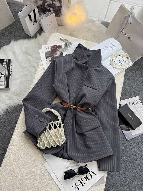 Жіночий класичний піджак вільного крою в смужку костюмка Сірий, 46/48 Одеса - фото 13