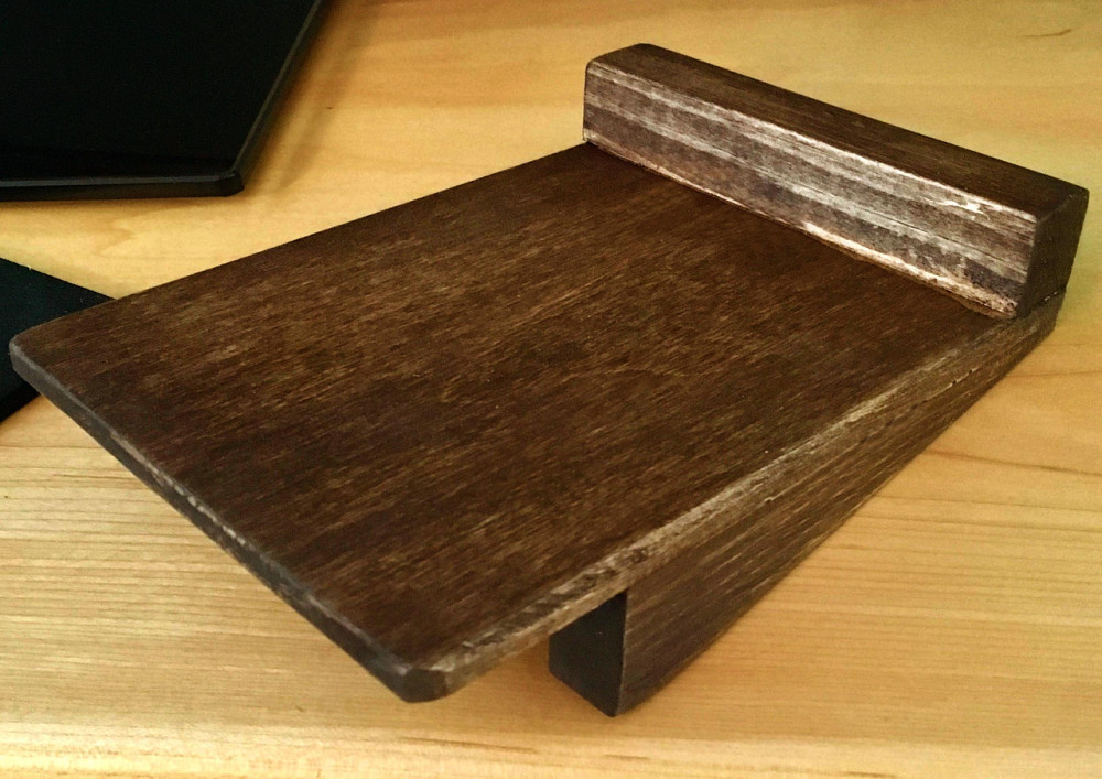 Стойка под акустику 