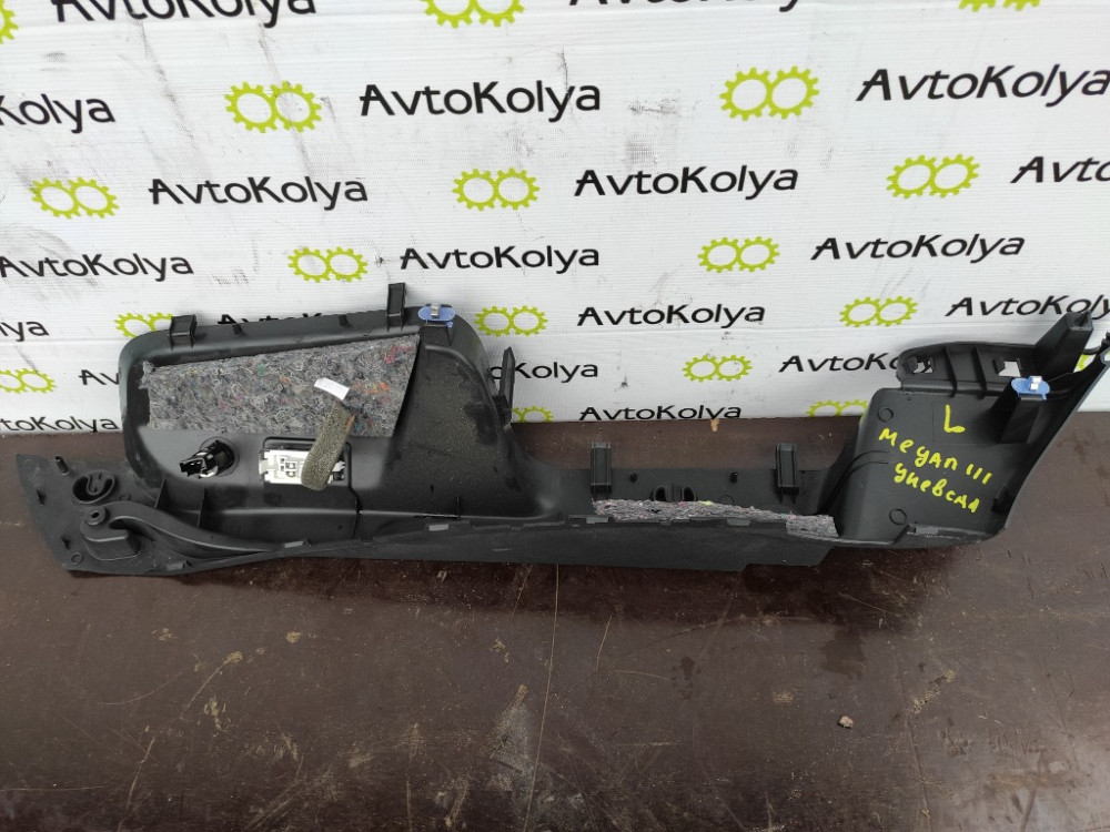 Кронштейн полиці багажника лівий Renault Megane III 2008-2015 (799128073R) Ковель - фото 3