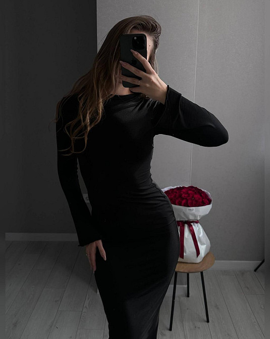 Жіноча елегантна сукня міді з відкритою спинкою віскоза Одеса - фото 4