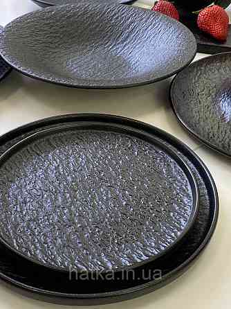 Тарілка з бортиком "Чорний обеліск" 26*2,5 см кругла кераміка для дому та ресторанів Київ