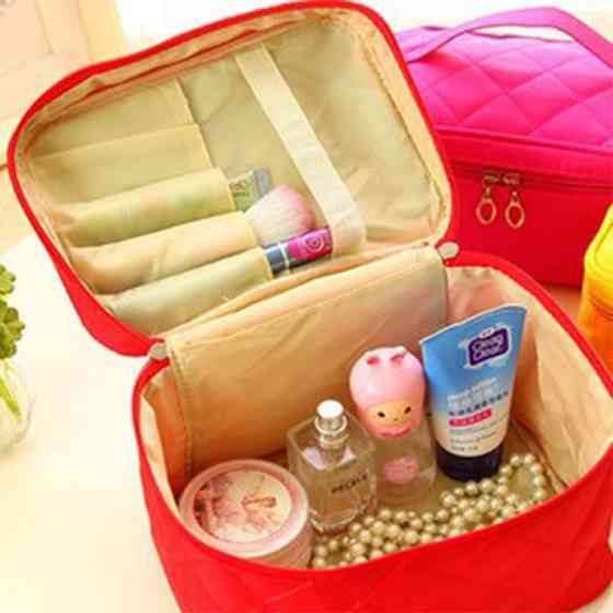 Косметичка женская 12 на 14 на 22 см красный Киев