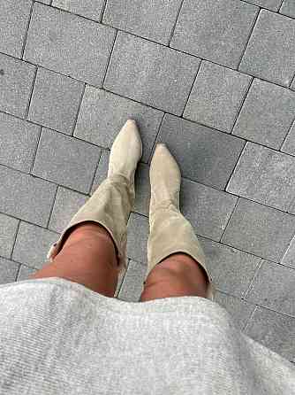 Nikos Чоботи жіночі Niko`s пісочна замша натуральна высота 36 см обхват голени 39-40 см каблук Коломыя