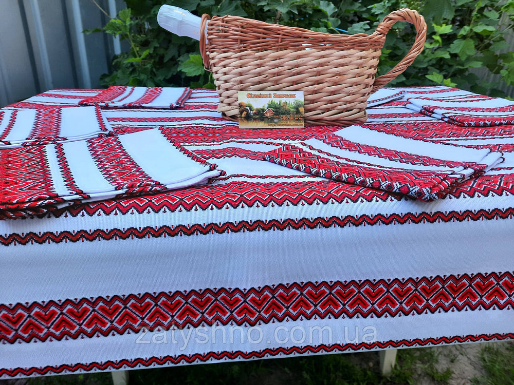Скатертина з вишитими серветками червона Київ - фото 2