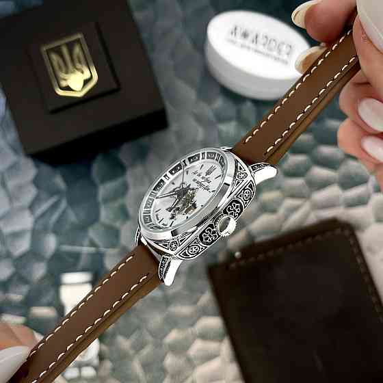 Awarder 021 Де би не була Silver-Silver-Brown Киев
