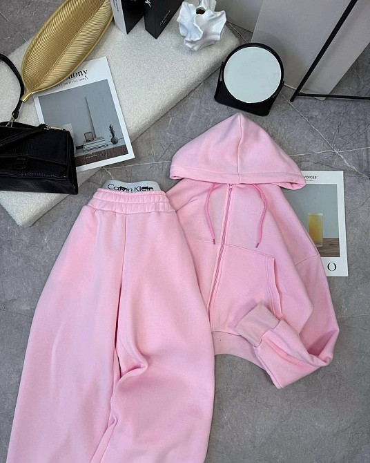 Жіночий утеплений костюм для прогулянок у спортивному стилі тринитка на флісі Барбі, 42/44 Одеса - фото 4