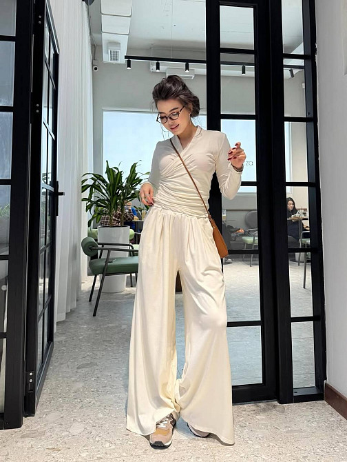 Женский стильный повседневный костюм двойка вискоза Молочный Одесса - изображение 2