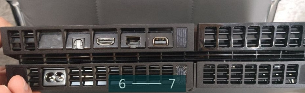 Приставка SONY PlayStation 4 Fat 2 джойстика. Киев - изображение 2