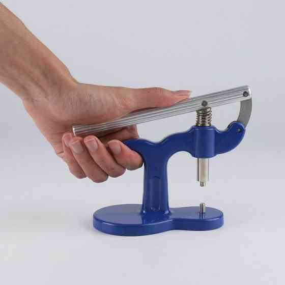 Пресс для закрытия крышек часов с 12 насадками Киев