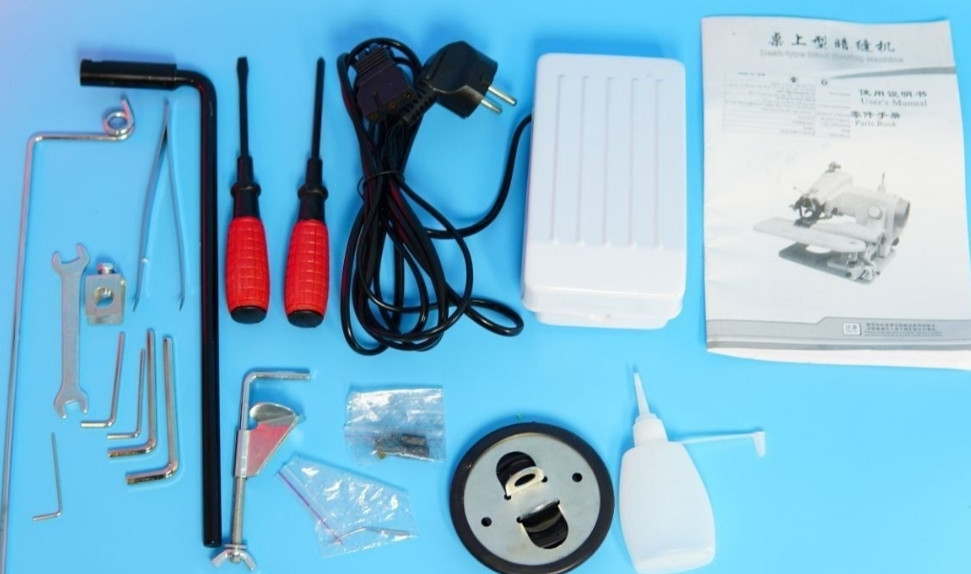 Швейная машина для потайного шва 110 В, машина для подшивания одежды . Харьков - изображение 1