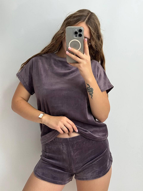 Піжама жіноча велюрова футболка + шорти з плюшевого велюру Шоколадний XL Харків - фото 3