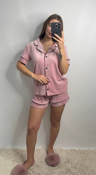 Женский велюровый домашний костюм с шортами Пудровый ч/к M/L Харьков - изображение 1