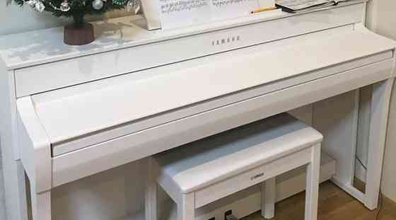 Цифрове піаніно Yamaha Clavinova CLP-735. Харків