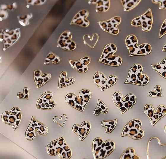 Наклейки для ногтей леопардовые сердца 3D, золотой декор маникюра, animal print nail art Киев