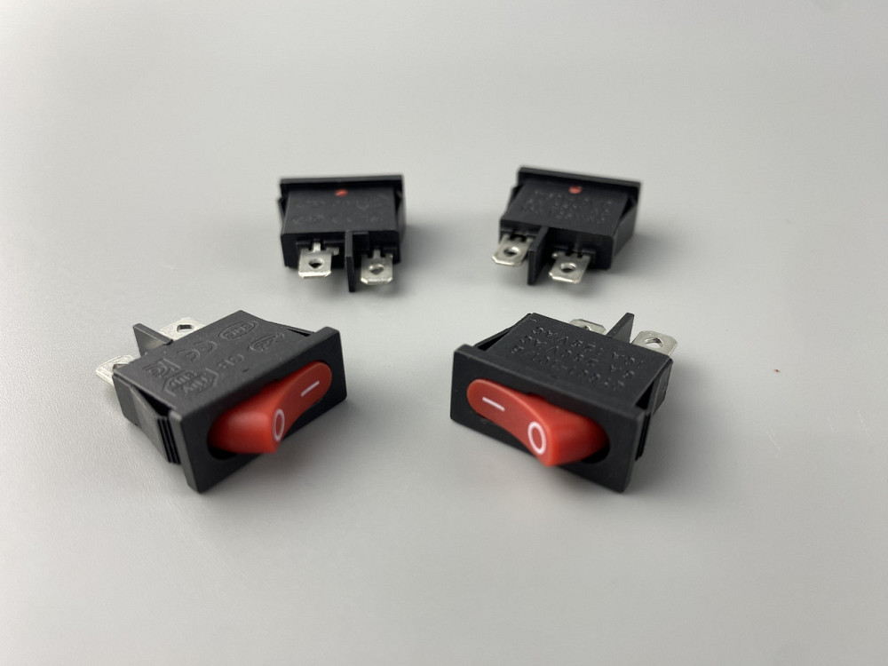 Перемикач клавішний червоний, ON-OFF, 9.5 ммх21мм, 2 ніжки Мукачево - фото 1
