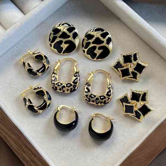 Серьги набор 5 пар в различных дизайнах с эмалью золотистые,женская бижутерия серьги комплект из цинкового сплава Каменец-Подольский