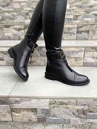 Kadar Черевики жіночі KADAR чорні натуральна шкіра висота 11см (00-1147491-Б) Коломыя