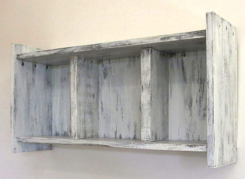 Полка над унитазом 