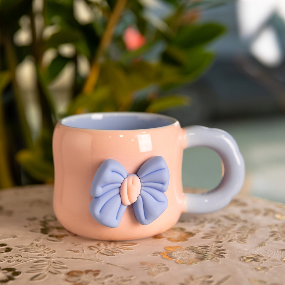 Кубок порцелянова з магнітом Бант 400 (мл) подарункова кружка прикольна чашка для дітей на подарунок Рожевий з блакитним FM-52C Коломия - фото 1