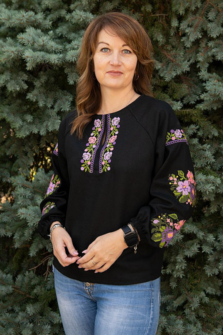 Вышиванка женская, льняная, черная, с длинным рукавом топ 52 Киев - изображение 1
