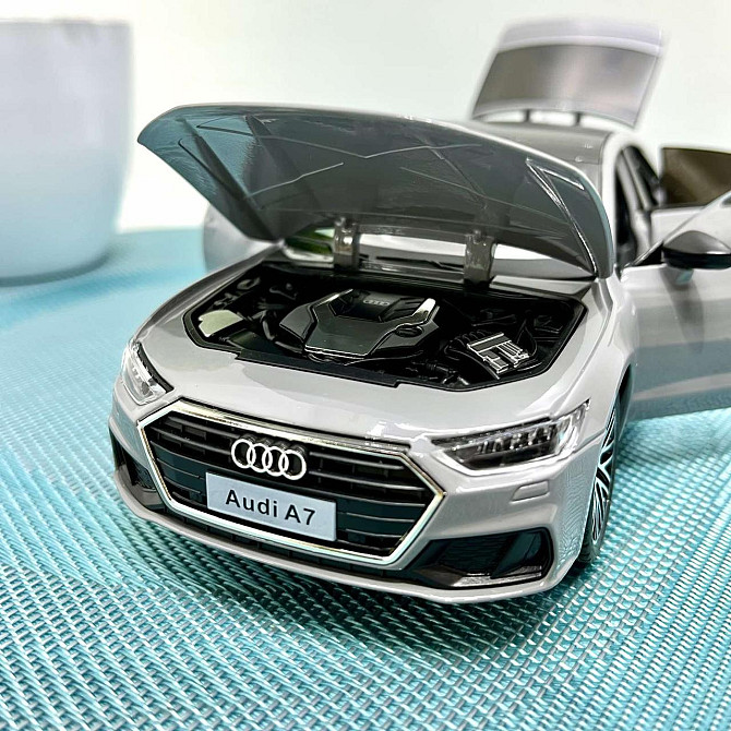 Машинка Audi А7 Авто Експерт металопластик 1:24 звук світло інерція Сіра (1904-17) Чернігів - фото 9