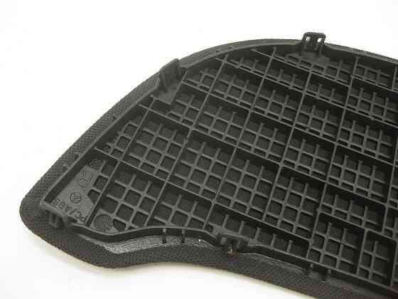 Mercedes-Benz  A2106902630 Накладка динаміка в задній полиці антрацит E-Class W210 Одеса