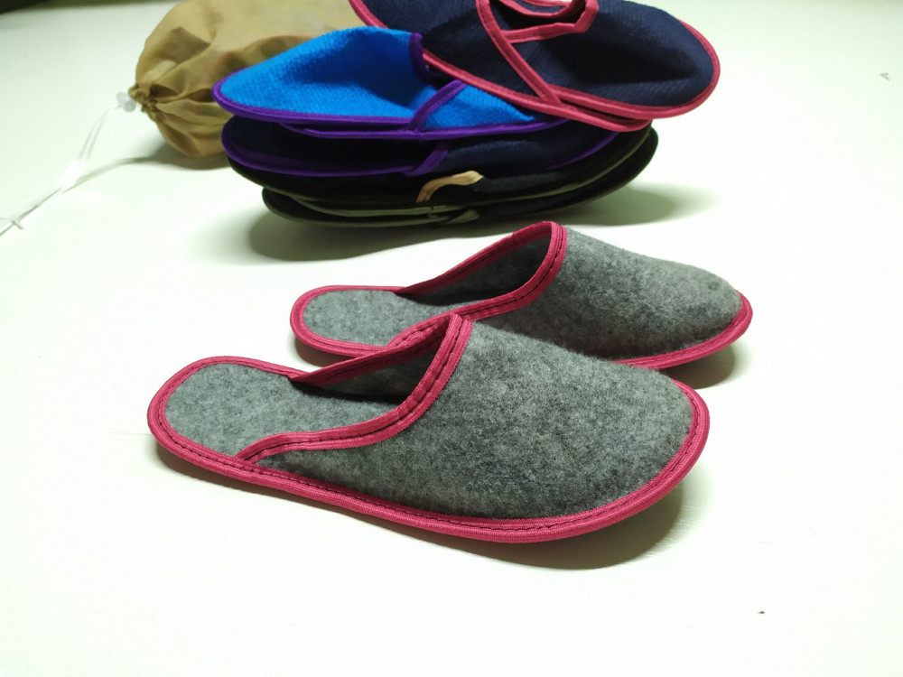 Набір гостьових тапочок для щоденного використання з нетканого матеріалу Одеса - фото 11