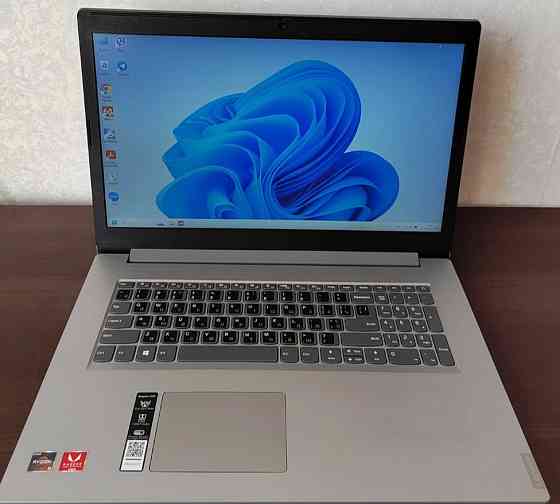 Ноутбук: Lenovo L340 17.3 HD, Ryzen 5 3500U, RAM8GB, SSD 256Gb. Київ