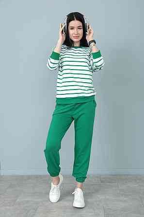 Демісезонний костюм в смужку "Delight" оптом | Норма Зелений, 46-48 Київ