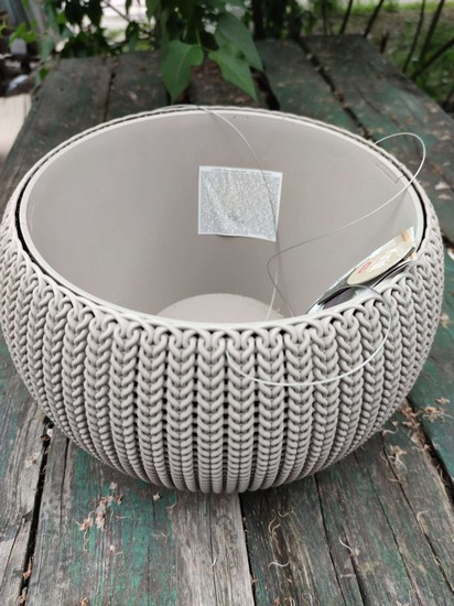 Подвесной горшок с кашпо для цветов Keter Cozies M, бежевый, 36 см Киев - изображение 3