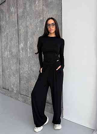 Женский стильный базовый костюм из мягкой эластичной ткани. Черный, 42/44 Одесса