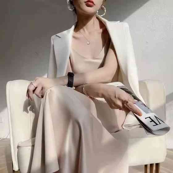 Жіноче мідіплаття-комбінація на тонких бретелях шовк Беж Одеса