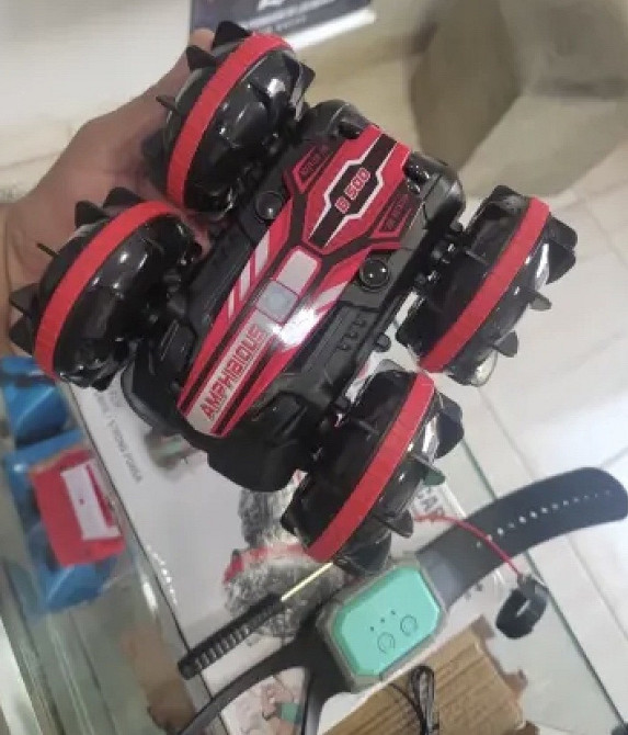 Автомобіль на радіокеруванні, червона, автомобіль анфібія має вологозахист, вік 8+, розмір 115,4*14,5*7,5 см Київ - фото 8