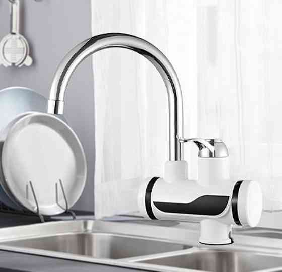 Электрический проточный водонагреватель кран-бойлер с дисплеем 3 кВт нижнее подключение Київ