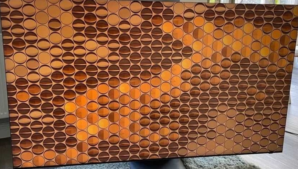 Телевизор: 65