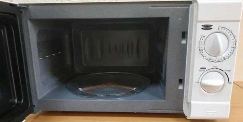 НЕМЕЦКА Мікрохвильовка Rainberg RB-7151 1300 ват (20 L) НОВА. Київ - фото 3