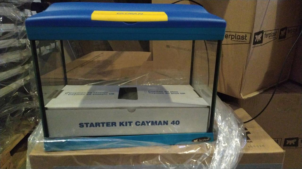 Акваріум із лампою і внутрішнім фільтром на 21 літр Ferplast Cayman 40 Colours (Ферпласт Кайман 40 Колорс) Запоріжжя - фото 1
