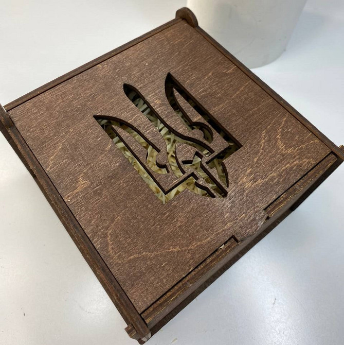 Коробка з фанери подарункова з гербом України 12,5х12,5х7,3 дерев'яна коробка квадратна з кришкоюMasterSem Київ - фото 6