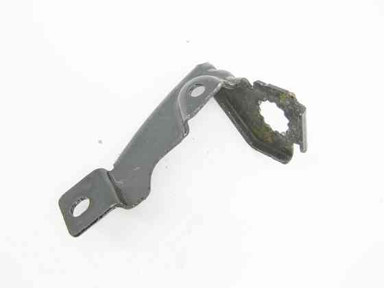 Mercedes-Benz  A2464210494 Кронштеїн передньої гальмівної трубки на правому ланжероні A-Class W176 CLA C117 GLA X156 B-Class W246 Одеса