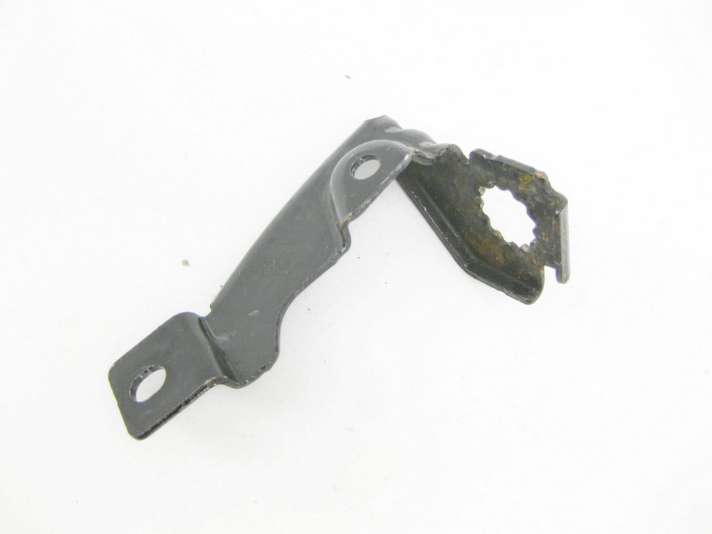 Mercedes-Benz  A2464210494 Кронштеїн передньої гальмівної трубки на правому ланжероні A-Class W176 CLA C117 GLA X156 B-Class W246 Одесса - изображение 3