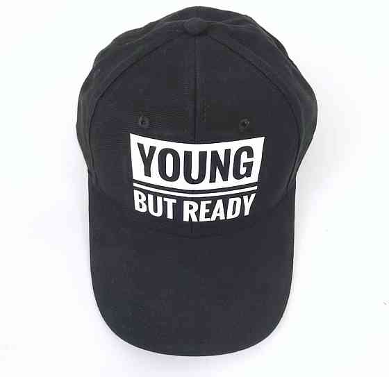 Чорна кепка з написом на вибір — YOUNG BUT READY Чернівці
