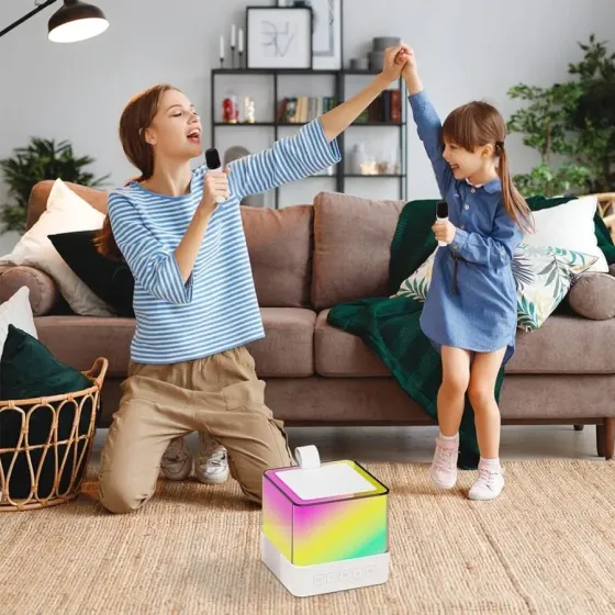 Дитяча караоке-колонка K18 з RGB-підсвічуванням, Bluetooth 5.1, 2 мікрофони, FM, USB, акумулятор Одеса