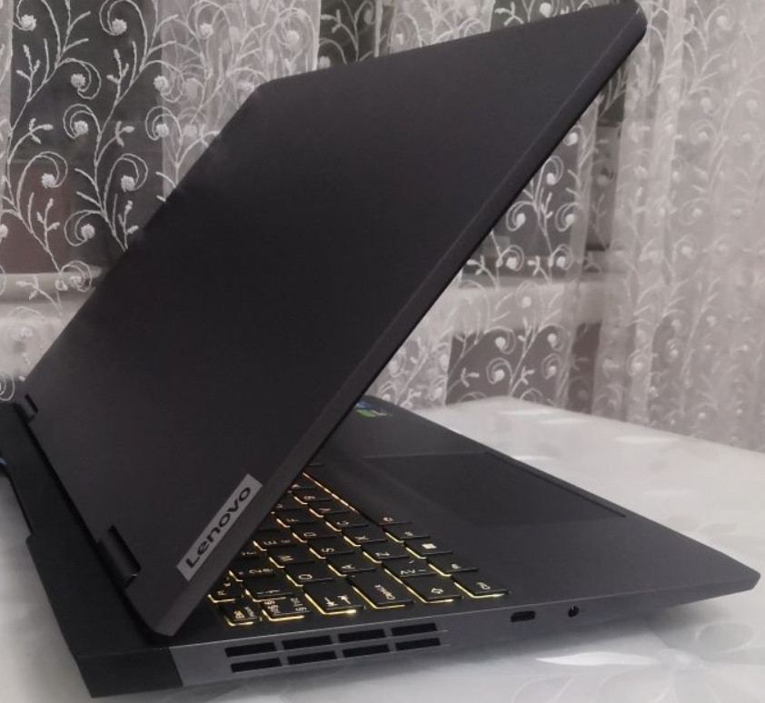 Ноутбук Новый : Lenovo LOQ 144Hz./ i5- 12450H / DDR5 16Gb./ RTX 6Gb. SSD512Gb. Київ - фото 1